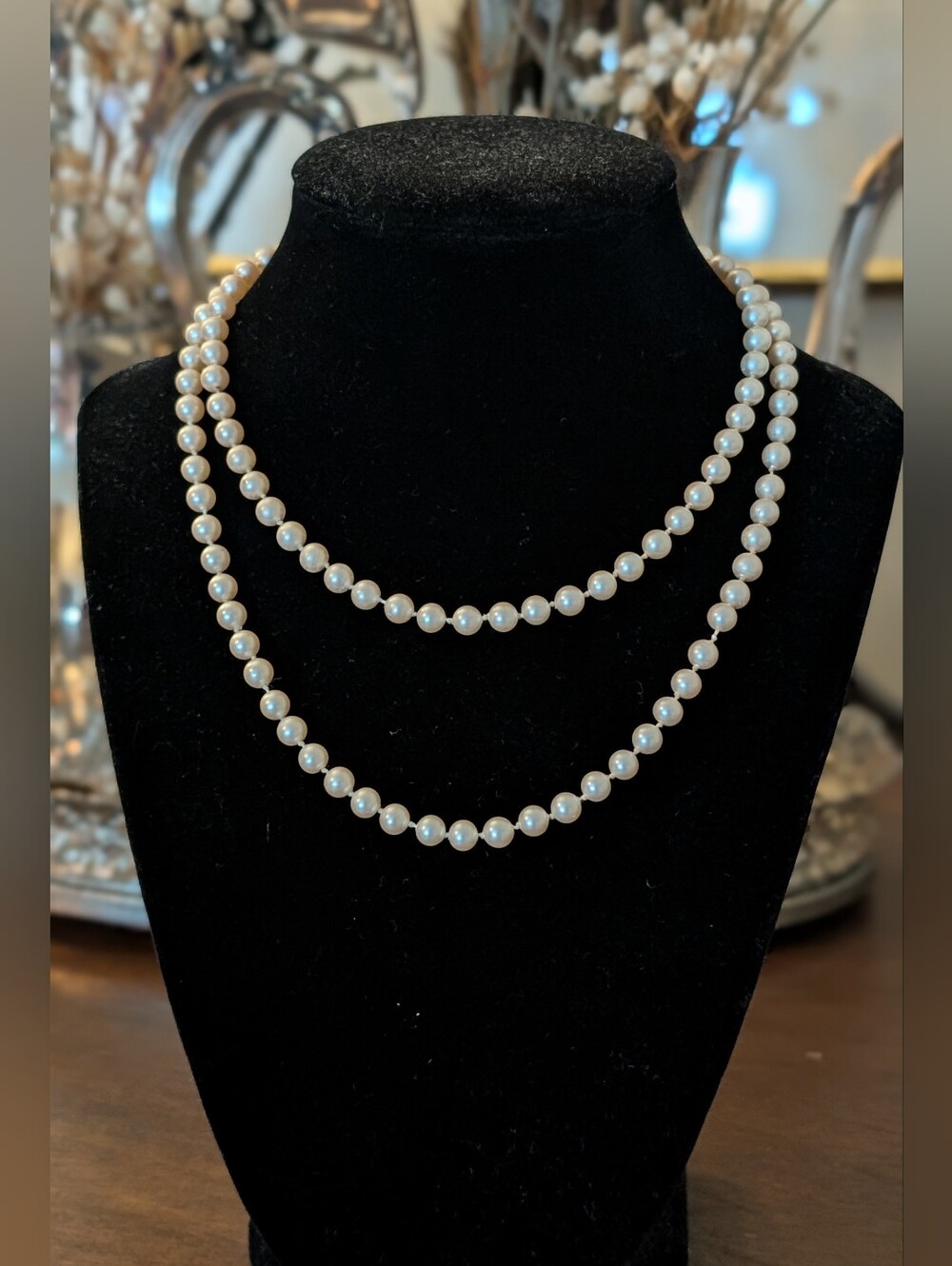 Classic Cream faux Pearl Necklace - Unbranded, Vintage